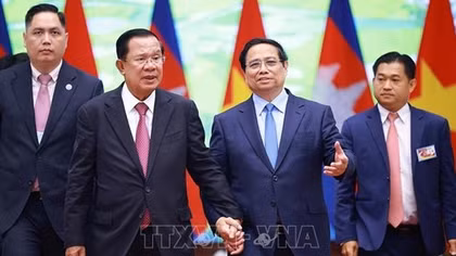 Thủ tướng Phạm Minh Chính hội kiến Chủ tịch Đảng Nhân dân Campuchia, Chủ tịch Thượng viện Campuchia Hun Sen