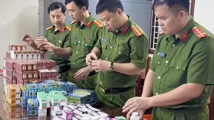 Phát hiện hàng chục cơ sở sản xuất, kinh doanh thuốc, mỹ phẩm vi phạm