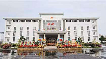 Chủ tịch tỉnh Sóc Trăng chỉ đạo không để thất thoát, lãng phí tài sản công khi thực hiện sáp nhập