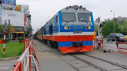 Trật tự an toàn giao thông đường sắt đảm bảo nhờ phối hợp liên ngành hiệu quả