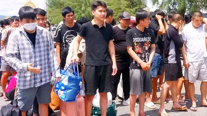 Tiếp nhận 48 công dân Việt Nam từ Campuchia trở về