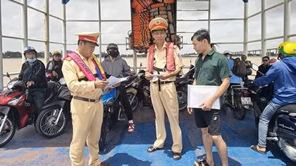 Đồng Tháp: Đảm bảo an toàn giao thông đường thủy trước mùa mưa bão