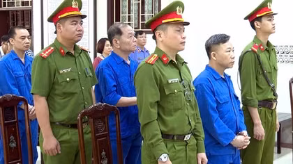 Giảm án cho bị cáo Lưu Bình Nhưỡng, bác kháng cáo của bị cáo Lê Thanh Vân
