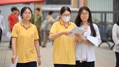 Xây thêm trường lớp, hướng tới bỏ kỳ thi tuyển sinh vào lớp 10