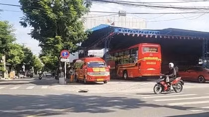 Đà Nẵng mạnh tay xử lý nhà xe lập “bến cóc” tái diễn đón, trả khách trái phép