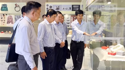 Các chuyên gia đóng góp hồ sơ đề cử Di sản thế giới cho Khu di tích khảo cổ Óc Eo - Ba Thê