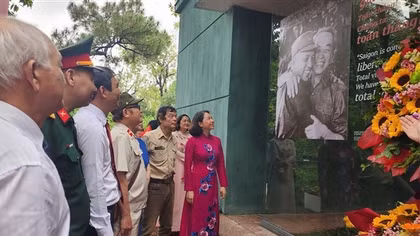 Triển lãm “Con đường thống nhất” và ứng dụng công nghệ diễn giải về di tích Nhà và Hầm D67