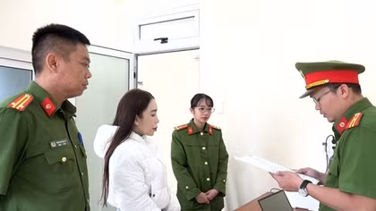 Cảnh báo nguy cơ sập bẫy từ chơi huê online