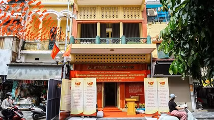 Bài 4: Những ngày lịch sử ở nhà số 48 Hàng Ngang