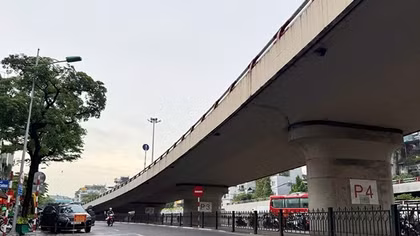 Hà Nội nêu quyết tâm xoá bỏ toàn bộ bãi xe gầm cầu