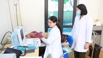 Chăm lo sức khỏe cho người dân nơi vùng cao biên giới