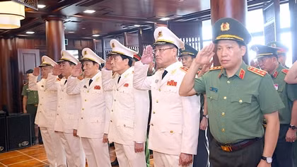 Đảng uỷ Công an Trung ương, Bộ Công an dâng hương tưởng niệm Chủ tịch Hồ Chí Minh