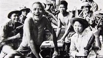 O Thu - người chèo đò qua dòng sông “mưa đỏ” Thạch Hãn