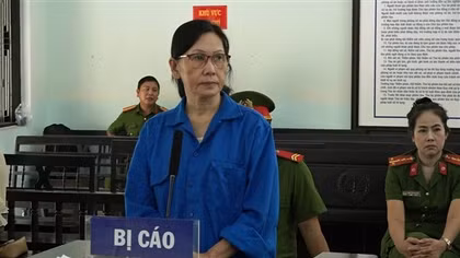 Siêu lừa khoác áo ngành Y