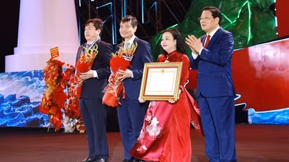 Phú Yên kỷ niệm 50 năm Ngày giải phóng và đón nhận Huân chương Lao động hạng Nhất