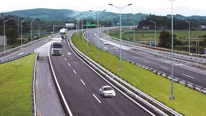 Điều chỉnh tốc độ, phương án lưu thông trên một số tuyến cao tốc