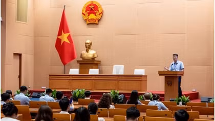 Triển khai tập huấn dịch vụ công trực tuyến theo mô hình chính quyền địa phương 2 cấp