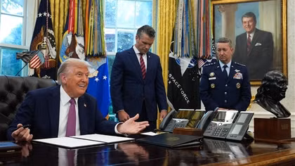 Tổng thống Mỹ Donald Trump ký sắc lệnh đổi tên Bộ Quốc phòng