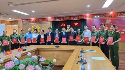 Đẩy mạnh hợp tác, phát triển văn hoá đọc CAND trong kỷ nguyên số