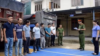 Triệt phá đường dây "cát tặc" điều hành qua Zalo