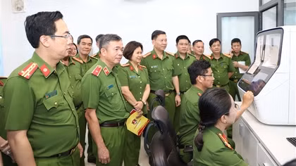 Công an TP Cần thơ khánh thành hệ thống giám định ADN hiện đại
