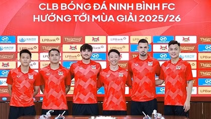 Sôi động thị trường chuyển nhượng V.League