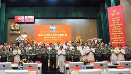 Triển khai thực hiện tốt công tác bảo vệ an ninh chính trị nội bộ