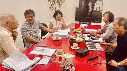 “Thơ ca & nguồn cội”- Bản hòa ca của tình yêu