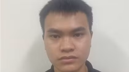 Bắt một đối tượng trong vụ "đàn em tổng tài đánh người" ở quán cà phê