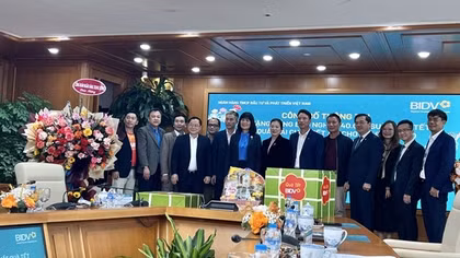 BIDV dành 20 tỷ đồng tặng quà Tết đồng bào nghèo Xuân Giáp Thìn 2024