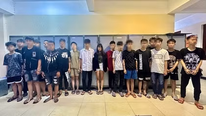 Làm rõ gần 40 thanh, thiếu niên mang dao nhọn, tuýp sắt tụ tập đánh nhau trong đêm