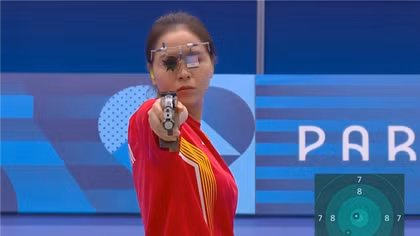 Nữ xạ thủ Trịnh Thu Vinh lỡ huy chương Olympic