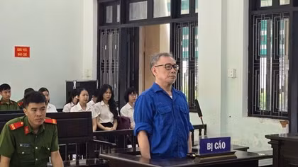 Nhận lời đi... kêu oan, cựu cán bộ Kiểm sát chiếm đoạt hơn 2,5 tỷ đồng