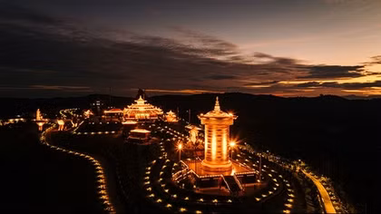 “Love in Vietnam” khởi quay tại Samten Hills Dalat