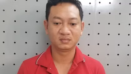 Bắt khẩn cấp đối tượng sử dụng giấy chứng nhận quyền sử dụng đất giả