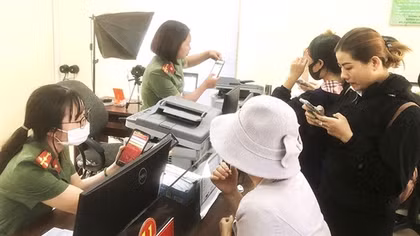 Đảm bảo duy trì tiếp nhận 100% hồ sơ trực tuyến