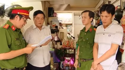 Đường đi của những lô “hàng nóng”