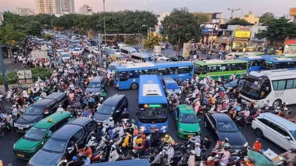 Giải pháp nào cho việc quản lý phương tiện giao thông đô thị? (bài cuối)
