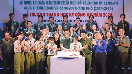 Vun đắp ước mơ trở thành chiến sĩ CAND cho thiếu nhi