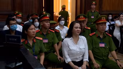 Các bị cáo đồng phạm của bà Nguyễn Phương Hằng kháng cáo xin giảm nhẹ hình phạt
