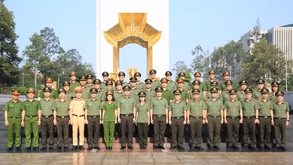 Tuổi trẻ CAND dâng hương tưởng nhớ các Anh hùng Liệt sĩ