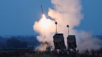 Israel tăng cường phòng không, huy động thêm binh sĩ chờ phản ứng của Iran