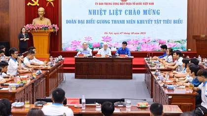 Biểu dương những tấm gương thanh niên khuyết tật vươn lên trong cuộc sống