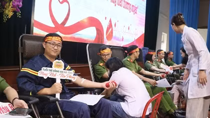 Hơn 150 CBCS Công an tỉnh Hà Tĩnh hiến máu tình nguyện đợt 3 năm 2024