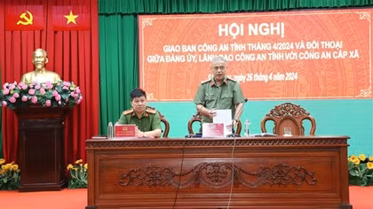 Lãnh đạo Công an tỉnh Sóc Trăng đối thoại với Công an xã, phường, thị trấn