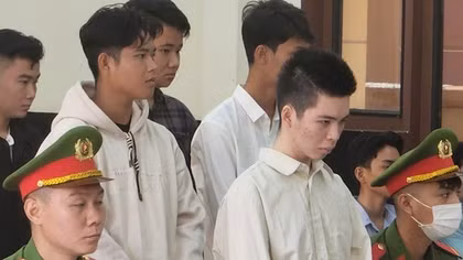 Nam sinh lĩnh 13 năm tù vì gây án giết người