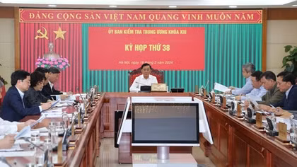 Ủy ban Kiểm tra Trung ương đề nghị kỷ luật đảng viên vi phạm tại Đảng bộ Vĩnh Phúc và Quảng Ngãi