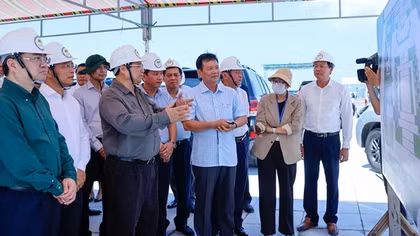 Thủ tướng khảo sát, chỉ đạo giải quyết các vấn đề cấp bách tại Phú Quốc
