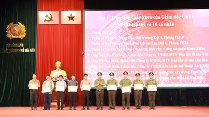 140 tập thể, 318 cá nhân đã có thành tích đột xuất được khen thưởng