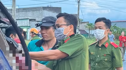 Tông vào xe tải đậu trên đường, tài xế tử vong